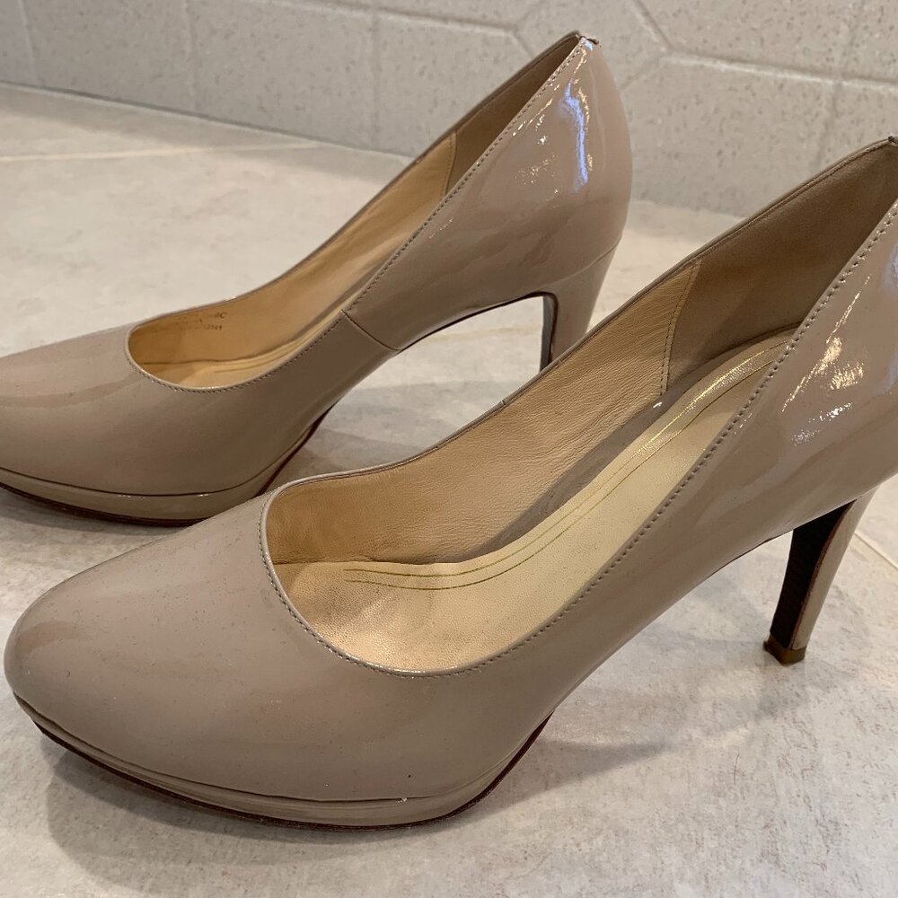 Cole Haan Patent Leather Pumps size 9C